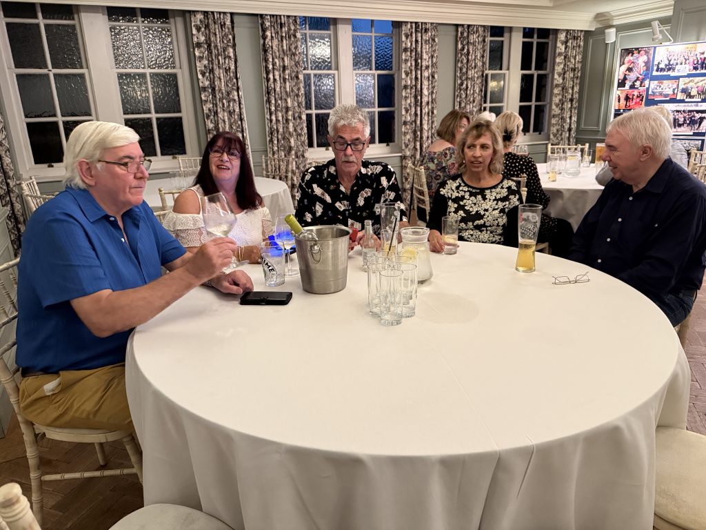 Reunion_2025_FridaySocial_2